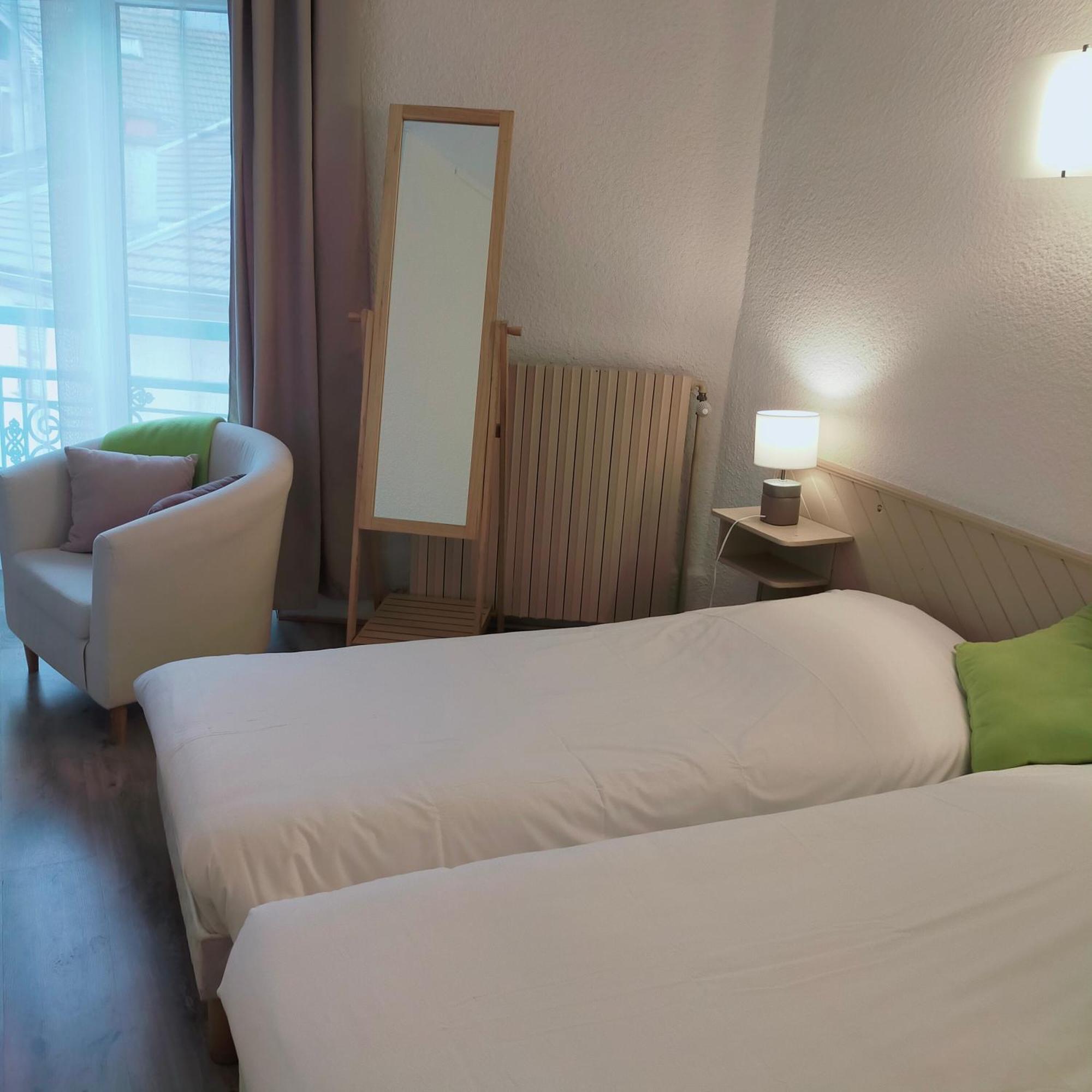 Hotel Les Alpes Allevard Luaran gambar